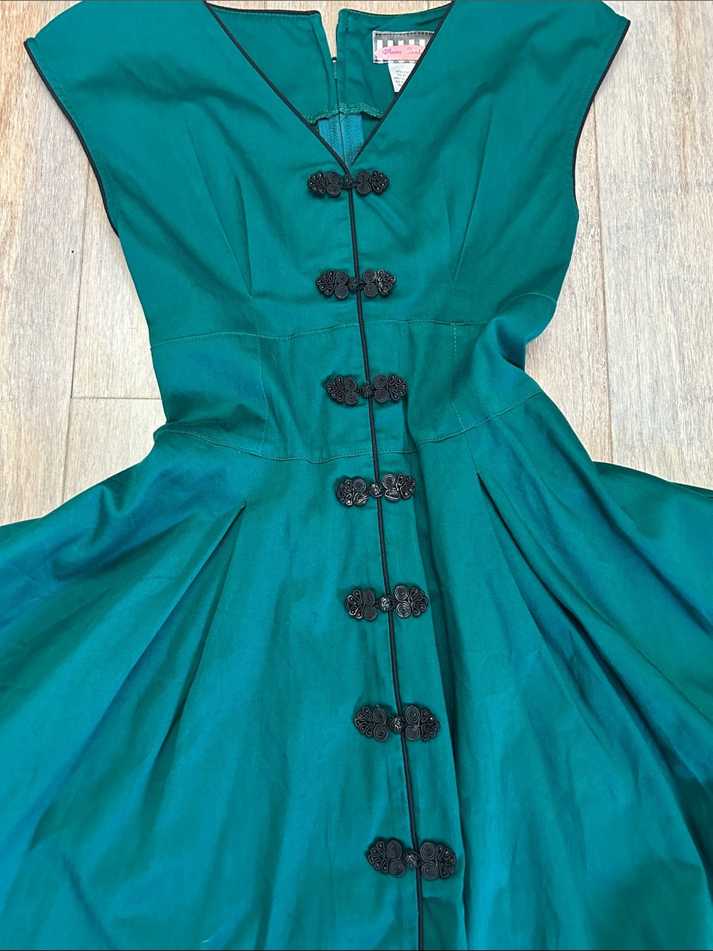 Pinup Couture Emerald Green Vintage-Inspired Midi Dress - Picture 5 of 12
